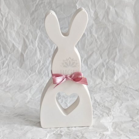  Húsvèti nyuszi szívvel 